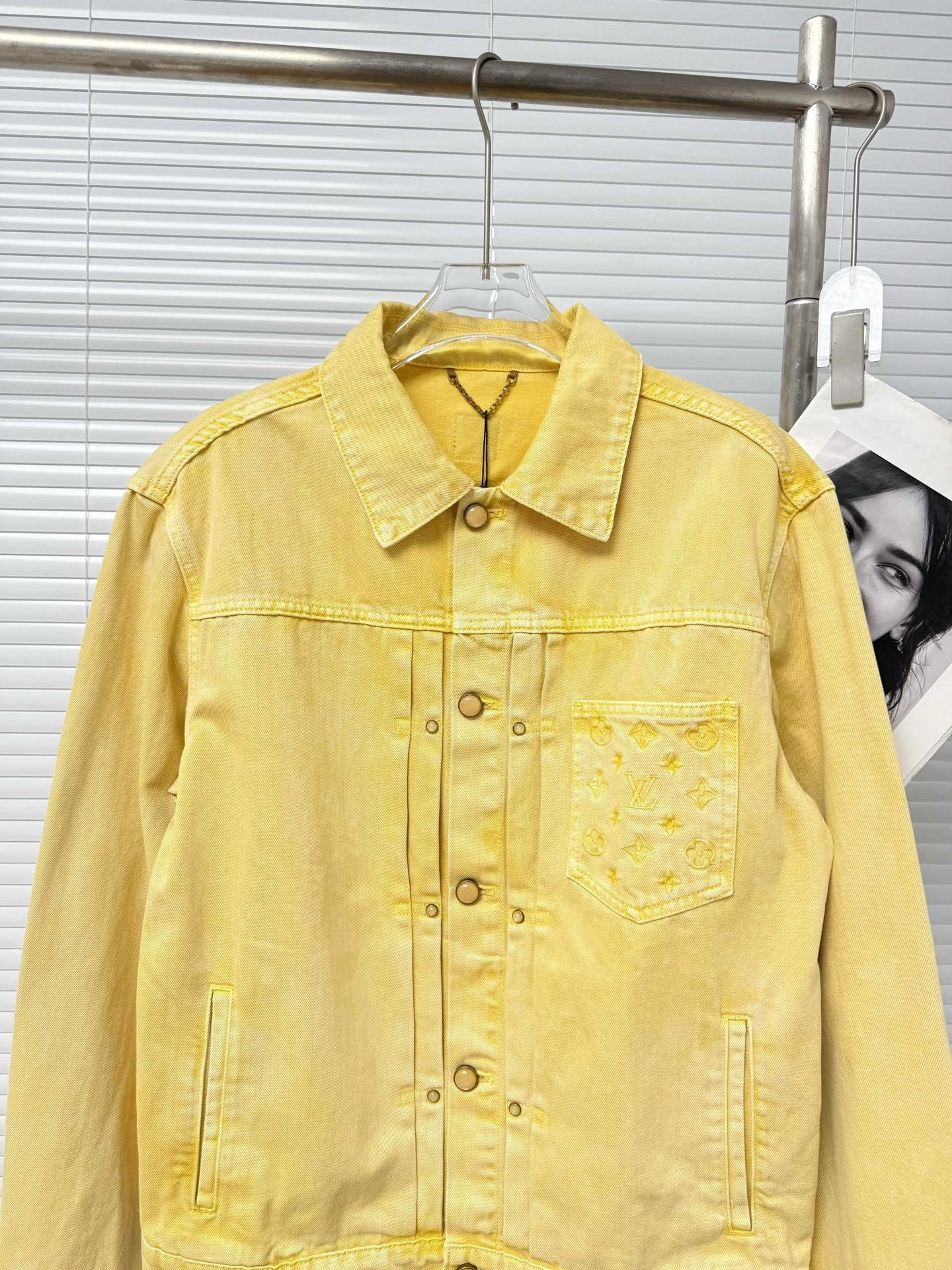 wg.luxury- 8V item:E-F409G2630